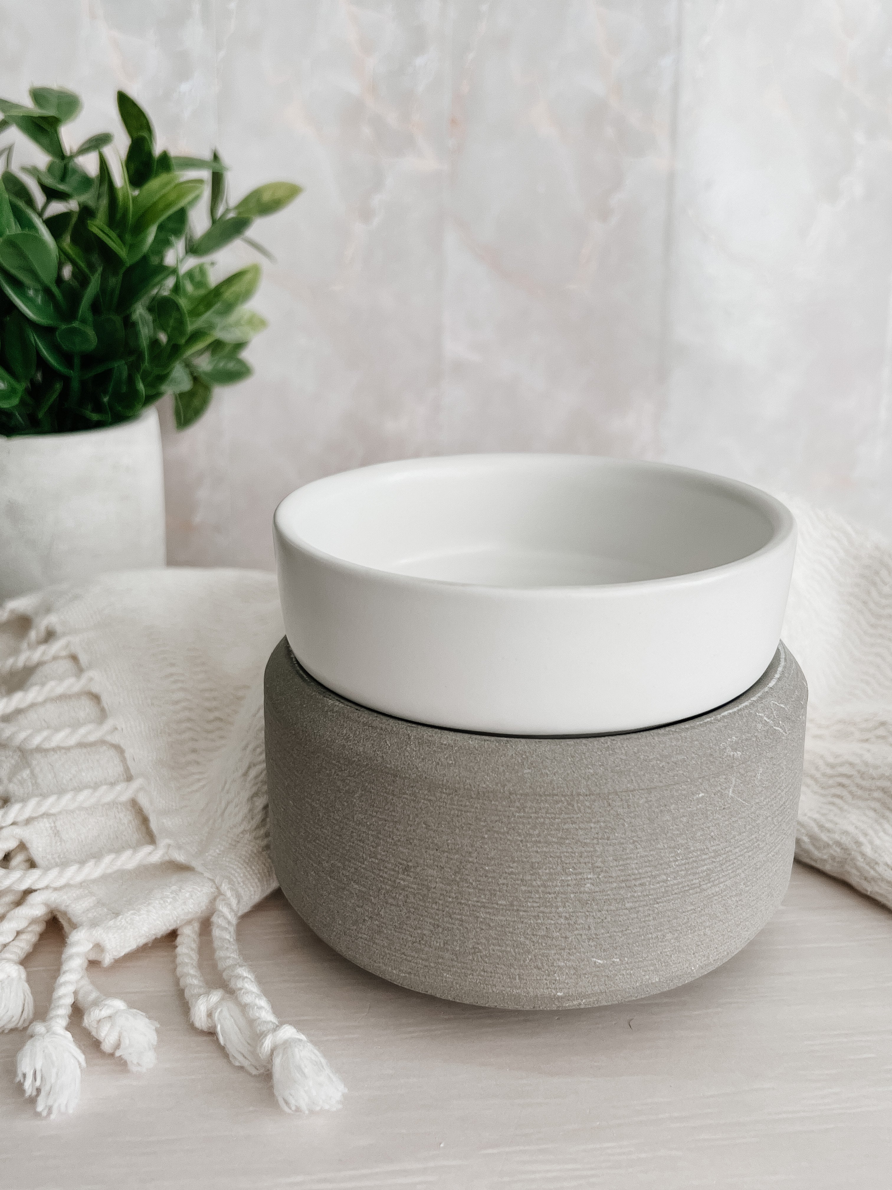 Grey wax clearance warmer